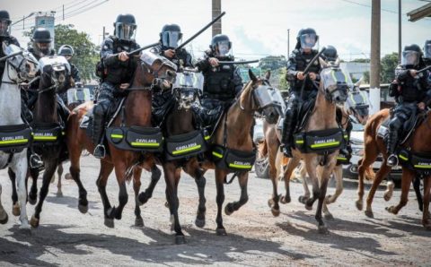 Cavalaria da Polícia Militar lança operação em Cuiabá