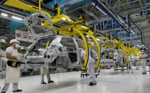 Atividade econômica brasileira cresce 0,4% em fevereiro