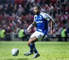 Gabigol vai ao Rio de Janeiro para acompanhar o julgamento de caso de doping