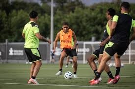 Sob comando de interino, Vasco inicia preparação para duelo contra o Operário pela Copa do Brasil