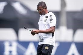 César Sampaio esboça Santos com escalação parecida com que Neymar publicou