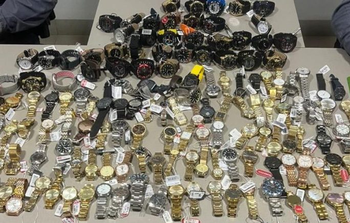 Polícia Militar prende homem e recupera 148 relógios furtados de ótica em Sapezal
