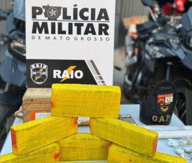 Polícia Militar apreende adolescente com sete tabletes e porções de maconha