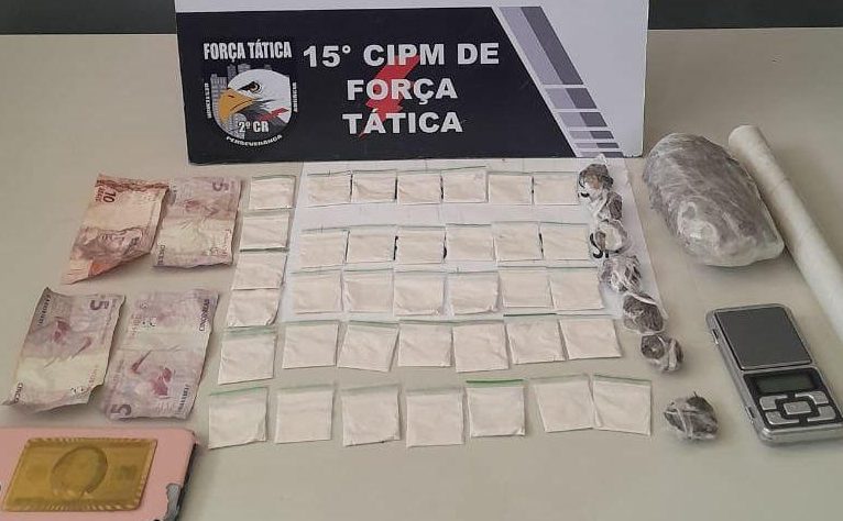 Força Tática prende mulher e apreende adolescente por tráfico de drogas em Várzea Grande