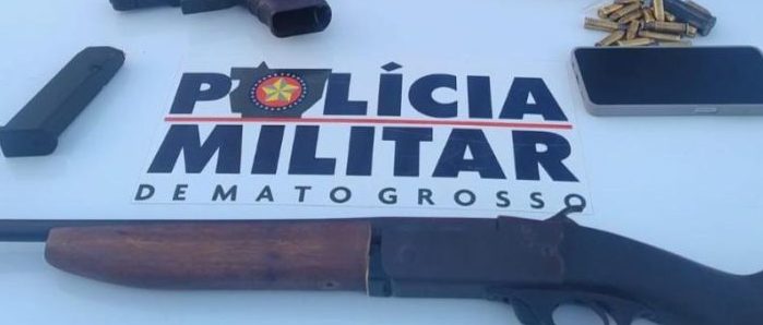 PM desarticula quadrilha e apreende arma de fogo de facção em São José dos Quatro Marcos