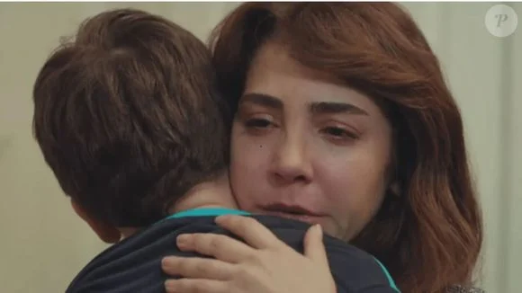 Hoje em ‘Força de Mulher’ (13 de maio): Ceyda descobre verdade CHOCANTE sobre o DNA de Arda; será que ela é a mãe?