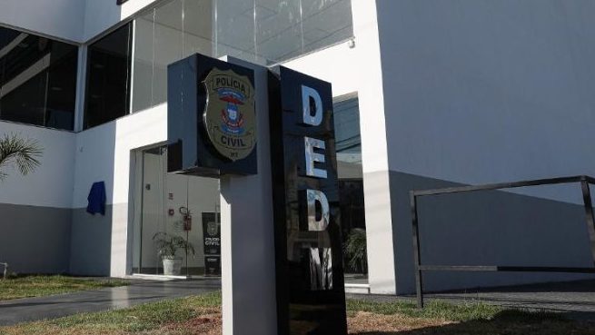 Polícia Civil prende homem por violência doméstica contra companheira em Cuiabá