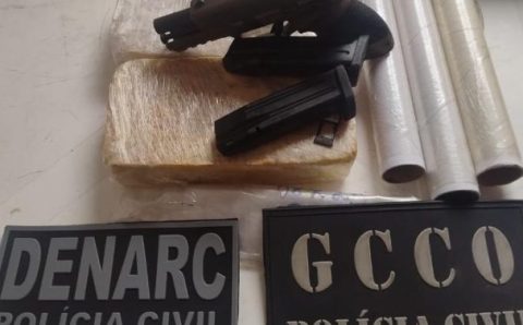 Jovem é presa pela Polícia Civil e pistola de uso proibido é apreendida
