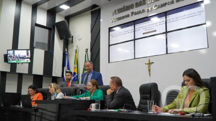 Câmara oficializa afastamento de vereadores alvo de operação, mas não convoca suplentes