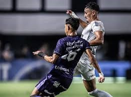 Santos defende invencibilidade histórica contra o Ceará como mandante; veja detalhes