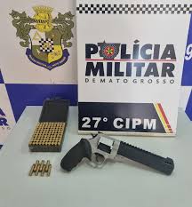Homem é preso pela Polícia Militar por porte ilegal de arma de fogo