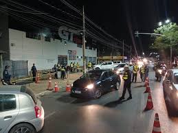 Lei Seca prende 11 condutores por embriaguez em avenida de Cuiabá