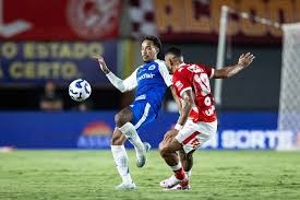 Cruzeiro bate Vila Nova e avança às oitavas da Copa do Brasil