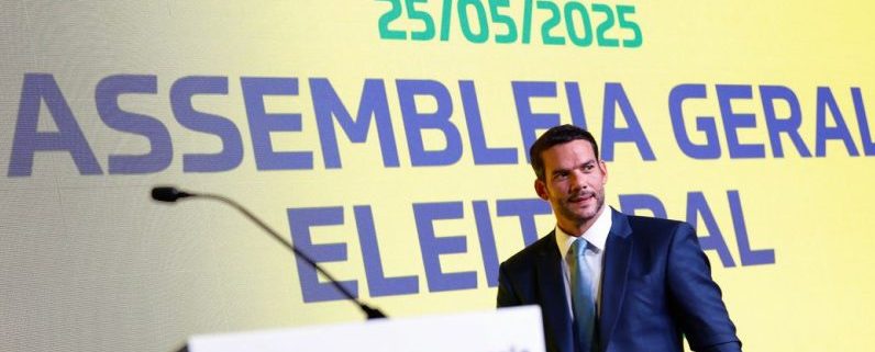 Candidato único, Samir Xaud é eleito presidente da CBF