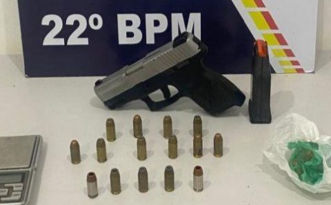 Polícia Militar prende dois faccionados e apreende arma de fogo e drogas em Peixoto de Azevedo