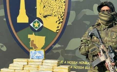 Gefron apreende 75 tabletes de entorpecentes e armas na zona rural de Cáceres
