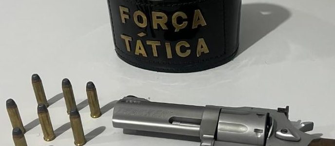 Força Tática prende homem por ameaça e apreende arma de fogo em Poconé