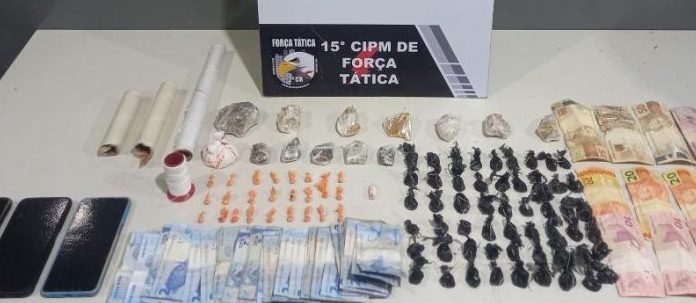 Força Tática apreende 98 porções de maconha e prende homem com diversas passagens criminais