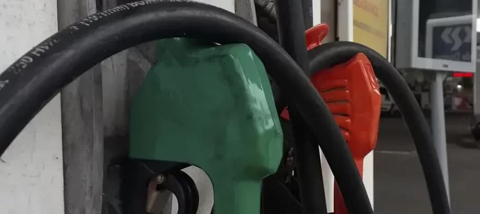 Petrobras anuncia redução do preço da gasolina