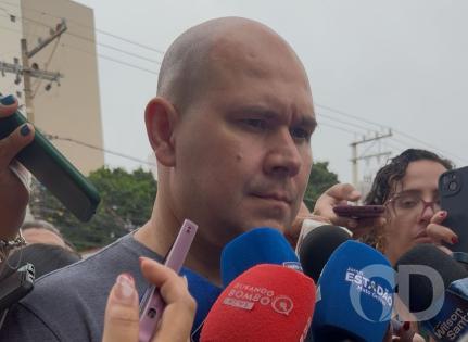 Prefeito revela dívida de R$ 50 mi herdada e estuda projeto de parcelamento