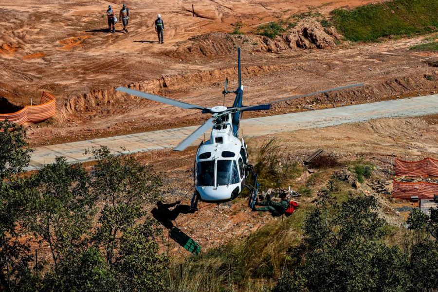 Ciopaer realiza aperfeiçoamento de técnicas de resgate, salvamento e tiro embarcado em aeronave