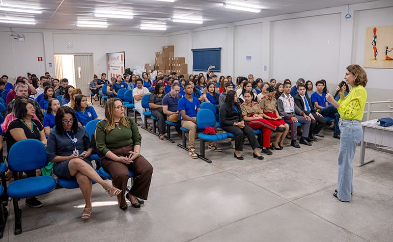 MT:  Saúde une esforços com grêmios estudantis e vereadores mirins para ampliar vacinação contra HPV