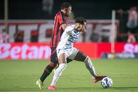 Cruzeiro empata com Vitória e perde chance de assumir a ponta do Brasileiro