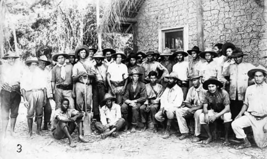 Exposição na Alesp lembra os 100 anos da Coluna Prestes
