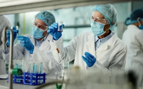 O que é um cientista? Características, áreas de atuação e salário