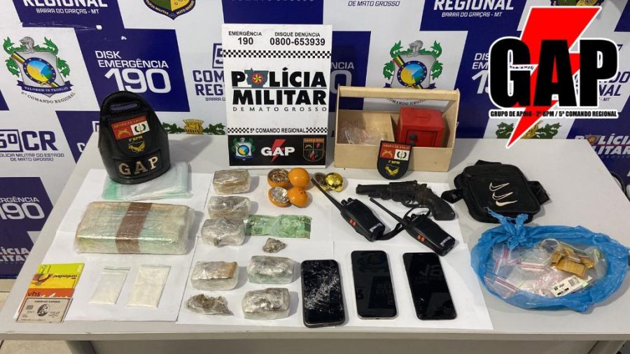 Polícia Militar apreende dois adolescentes faccionados por tráfico de drogas