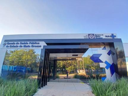 Escola Pública aborda saúde mental entre profissionais do SUS em bate papo online