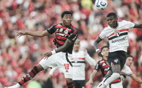 Crespo reestreia com derrota para o Flamengo, e São Paulo fica mais perto do Z4 do Brasileirão