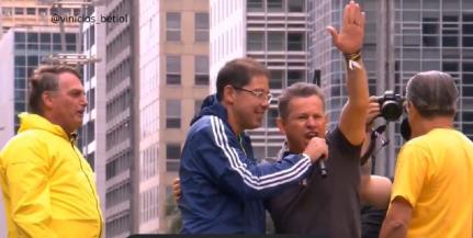 Mauro Mendes critica ação penal contra Bolsonaro; ‘não vi golpe’