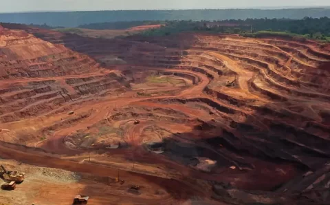 Em meio a tarifaço, EUA querem minerais críticos do Brasil