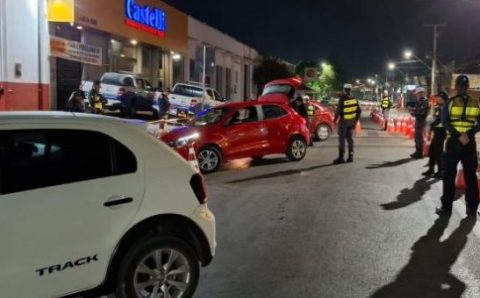  Operações Lei Seca terminam com 12 motoristas presos por embriaguez em Cuiabá