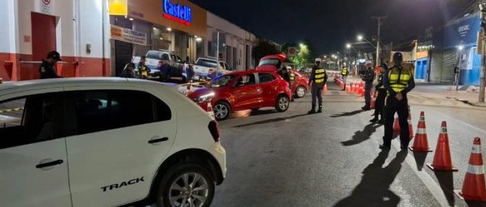  Operações Lei Seca terminam com 12 motoristas presos por embriaguez em Cuiabá