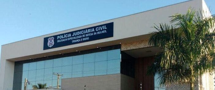 Homem que agrediu e ameaçou companheira com faca é preso pela Polícia Civil em Várzea Grande