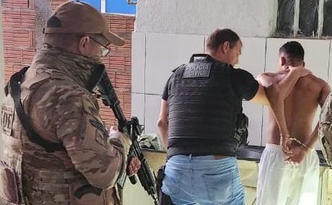 Polícia Civil prende homem suspeito de agredir ex-companheira e matar pai e concunhado dela