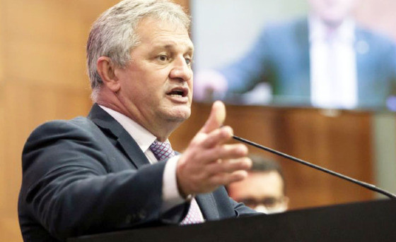 MT:  “SITUAÇÃO DE EMERGÊNCIA”:    Encontro pró-Pivetta “racha” União Brasil, que faz reunião de cúpula