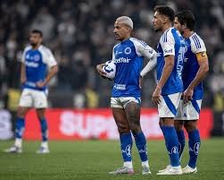 Cruzeiro x Ceará: veja prováveis escalações e onde assistir ao duelo pelo Brasileirão