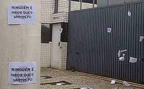 Organizada se manifesta após polêmica com Neymar: “Ninguém é maior do que o Santos”