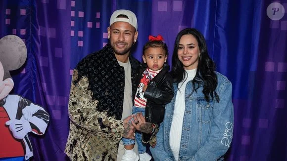 Mel chegou! Bruna Biancardi dá à luz 2ª filha com Neymar, agora pai de 4: ‘Cesárea de emergência’, diz colunista