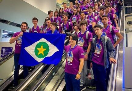 MT:  MT NO MUNDO:  Estudantes selecionados embarcam em setembro para intercâmbio na Inglaterra