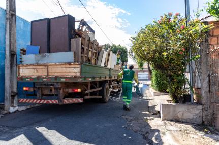 Operação Cata-treco atende Lixeira, Jardim Brasil, Praerinho e outros 15 bairro