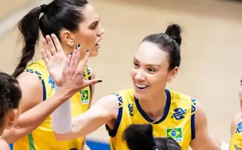 Zé Roberto relaciona 14 atletas para duelo de quartas contra Alemanha