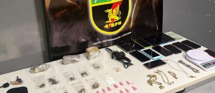 Polícia Militar prende cinco faccionados por roubo e tráfico de drogas em Várzea Grande