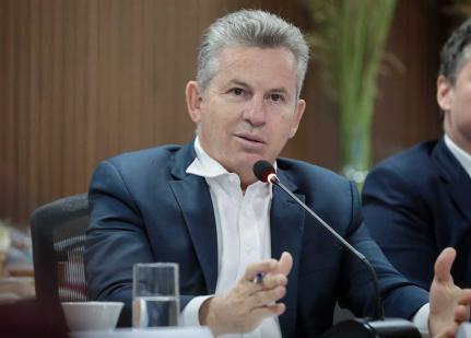 Governador descarta revisar salário de servidores; ‘média salarial é maior do país’