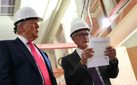 Trump coloca independência do banco central dos EUA em xeque