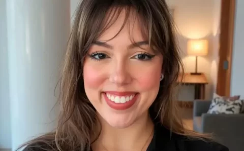 Brasileira vence prêmio de tecnologia do Google com plataforma de estudos