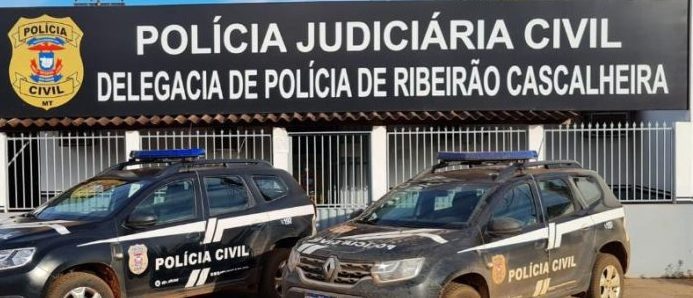 Polícia Civil prende em flagrante mulher que espancou filhos em Ribeirão Cascalheira